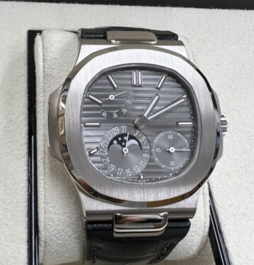 5712G-001/パテックフィリップ　PATEKPHILIPPE　ノーチラス　腕時計