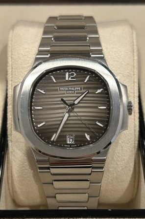 7118/1A-011/パテックフィリップ　PATEKPHILIPPE ノーチラス　腕時計