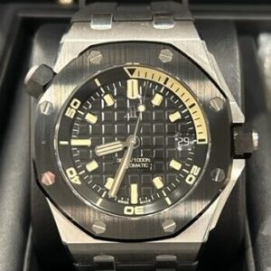 15720CN.OO.A002CA.01/オーデマピゲ　AUDEMARSPIGUET ロイヤルオークオフショア　腕時計