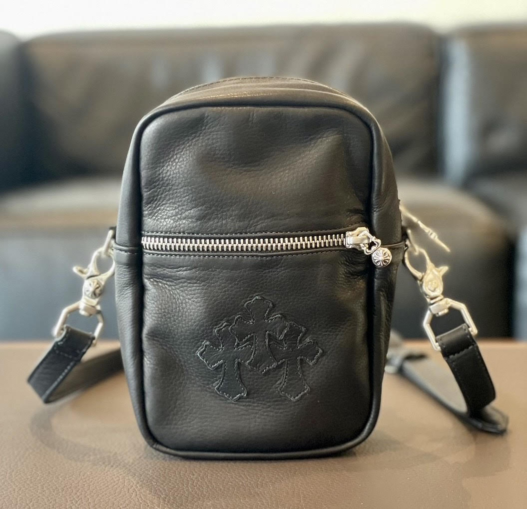 クロムハーツ CHROME HEARTS クロス ショルダーバッグ ビジネスバッグ 美品
