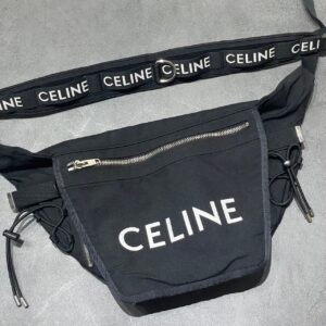 セリーヌ　CELINE　トレッキングメッセンジャーバッグ　バッグ