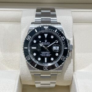 126610LN/ロレックス　ROLEX　サブマリーナ　腕時計