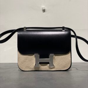 エルメス　Hermes　コンスタンス24　バッグ