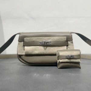 エルメス　Hermes　ケリームーヴ　バッグ