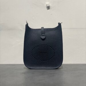 エルメス　Hermes　エヴリンTPM　バッグ