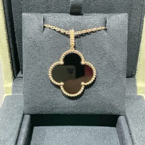 ヴァンクリーフ＆アーペル　VAN CLEEF＆ARPELS　マジックアルハンブラ　VCARO49M00　アクセサリー