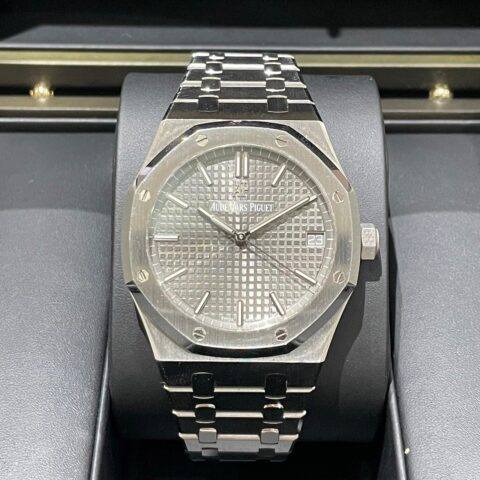 オーデマピゲ　AUDEMARSPIGUET　ロイヤルオーク　15500ST.OO.1220ST.02　腕時計