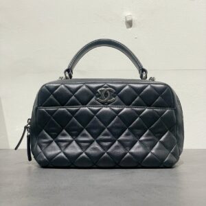 シャネル　CHANEL　トレンディCC　マトラッセ　バッグ