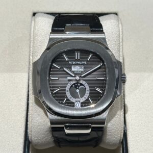 パテックフィリップ　PATEKPHILIPPE　ノーチラス　アニュアルカレンダー　5726A-001　腕時計