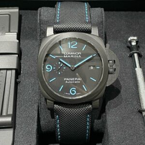 パネライ　PANERAI　ルミノール　マリーナ　カーボテック　PAM01661　腕時計