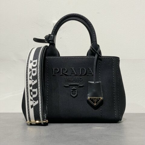 プラダ　PRADA　カナパ　RICAMO　バッグ　