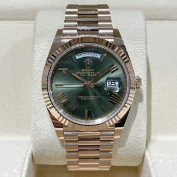 ロレックス　ROLEX　デイデイト40　228235　腕時計