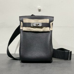エルメス　Hermes　アッカドPM　バッグ