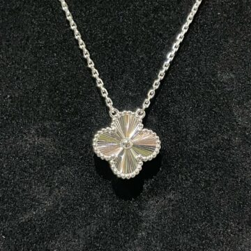 ヴァンクリーフ＆アーペル　VAN CLEEF＆ARPELS　アルハンブラ　ネックレス　アクセサリー