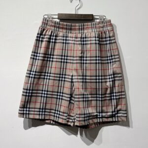 バーバリー　BURBERRY　ショートパンツ　アパレル