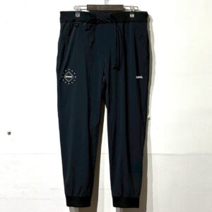 エフシーリアルブリストル （F.C.R.B.）　ナイロンパンツ　アパレル