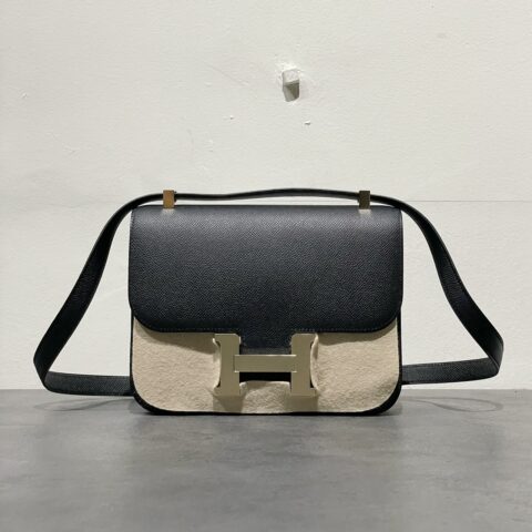 エルメス　Hermes　コンスタンス24　バッグ