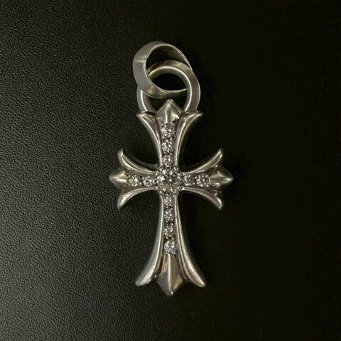 クロムハーツ Chrome Hearts　CHスモール　パヴェダイヤ　SV　アクセサリー