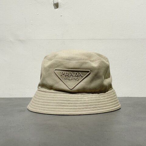 プラダ　PRADA　バケットハット　小物