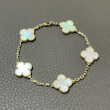 ヴァンクリーフ＆アーペル　VAN CLEEF＆ARPELS　アルハンブラ　ブレスレット　アクセサリー