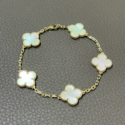 ヴァンクリーフ＆アーペル　VAN CLEEF＆ARPELS　アルハンブラ　ブレスレット　アクセサリー