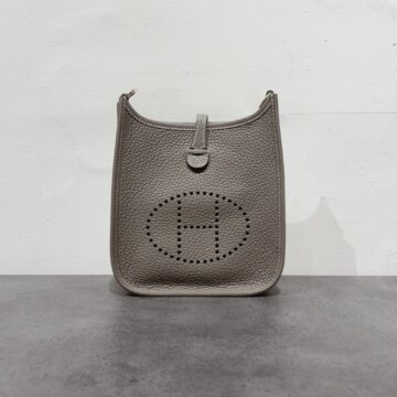 エルメス　Hermes　エヴリンTPM　バッグ