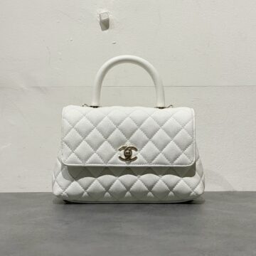 シャネル　CHANEL　ココハンドル24　バッグ