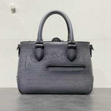 ベルルッティ　Berluti　トゥジュール　ガリバー　メッセンジャー 　バッグ