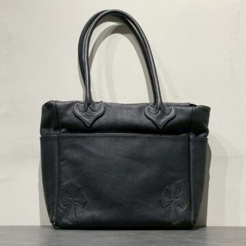クロムハーツ Chrome Hearts　4ポケット　クロスパッチ　バッグ　腕