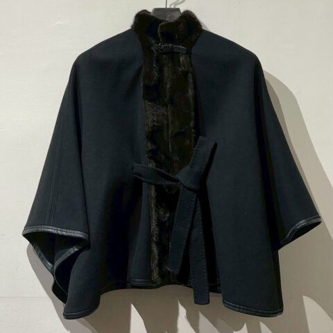 フェンディ　FENDI　ミンク　ファーポンチョ　アパレル