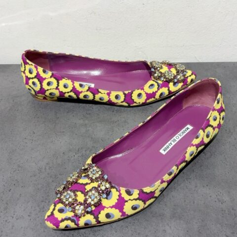 マノロブラニク　MANOLO BLAHNIK　フラワー　ハンギシ　フラットパンプス　靴・サンダル