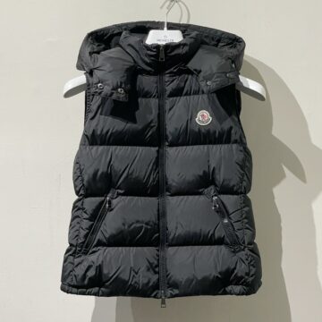 モンクレール　MONCLER　GALLINULE　ダウンベスト　アパレル