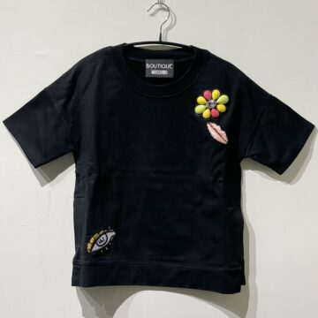 ブティックモスキーノ　BOUTIQUE MOSCHINO　アップリケ　Tシャツ　アパレル