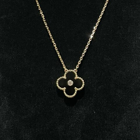 ヴァンクリーフ＆アーペル　VAN CLEEF＆ARPELS　ホリデー　16年　オニキス　ネックレス　アクセサリー