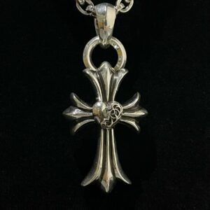 クロムハーツ　Chrome Hearts　スモール　CHクロス　ハート　ベイル　SV　アクセサリー