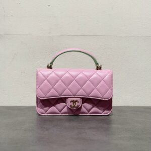 シャネル　CHANEL　23P　マトラッセフォンケース　小物