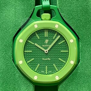 スウォッチ　SWATCH　ロイヤルポップ　腕時計