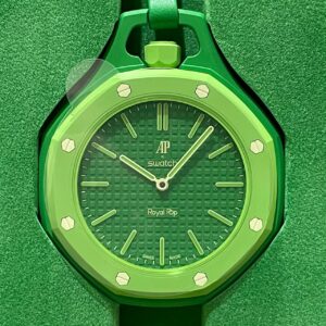 スウォッチ　SWATCH　ロイヤルポップ　腕時計