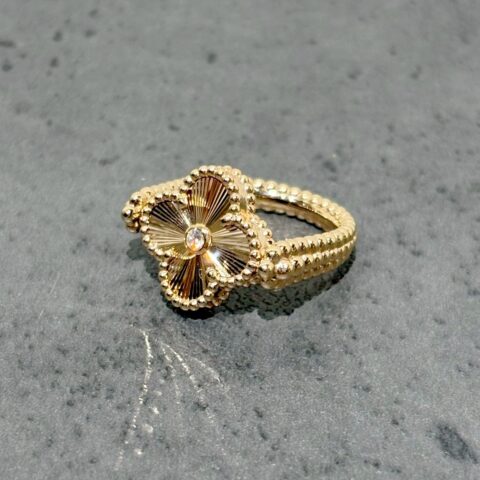 ヴァンクリーフ＆アーペル　VAN CLEEF＆ARPELS　リバーシブルリング　アクセサリー